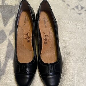 Ros Hommerson Black Leather pumps with square heels size 7 1/2 narrow